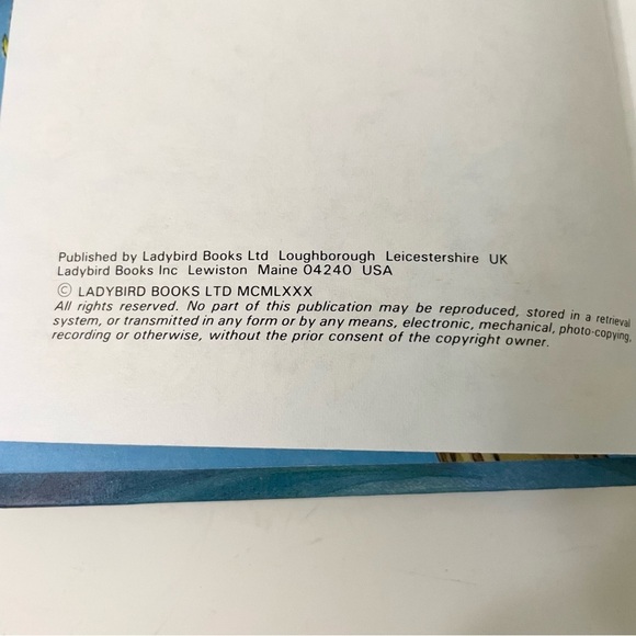 Vintage Well Loved Tales Snow White and The Little Mermaid Books - Picture 7 of 16